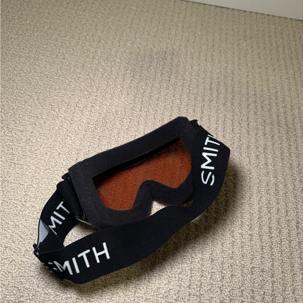 Snow Goggles - Picture 3 of 5